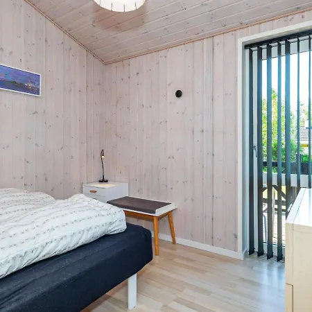 10 Person In Logstor-by Traum Logsted